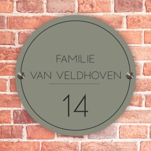 Naambordje voordeur rond donkergroen met zwart kader